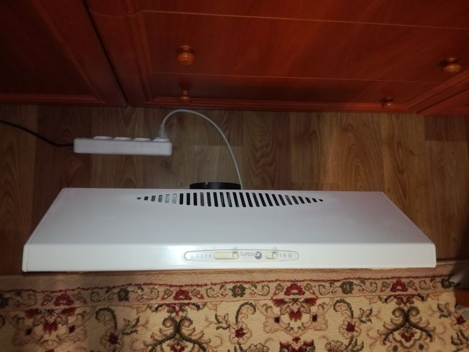 Вытяжка кухонная Turboair Tivoli Lux WH/F/50-S602