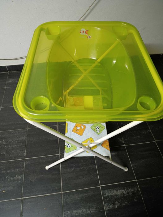 Banheira de bebé + suporte