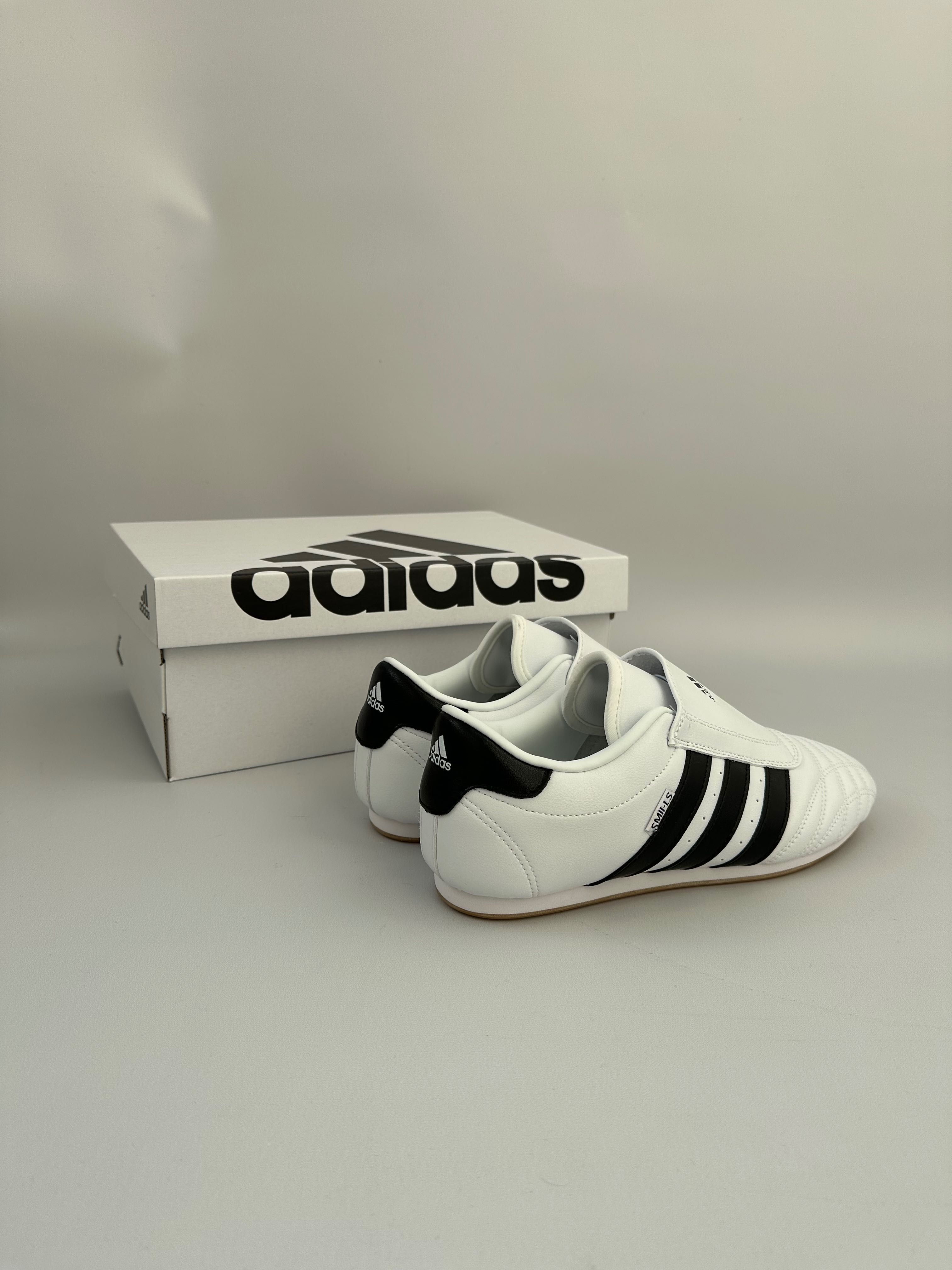 Бомбические кроссовки женские Adidas SMII-LS кеды адидас кросівки