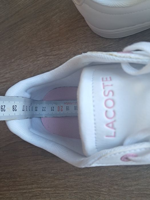 Lacoste tenisówki sneakersy białe z logo r 35,5 carnaby Evo 222