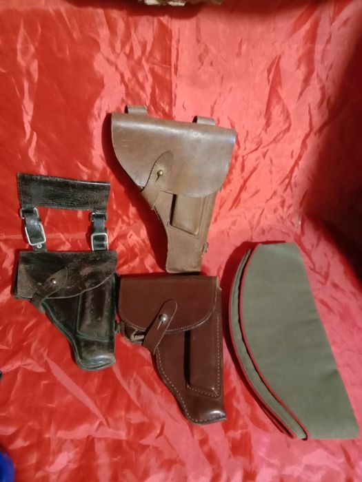 Пилотка офицерская, кабура ПМ и ТТ.