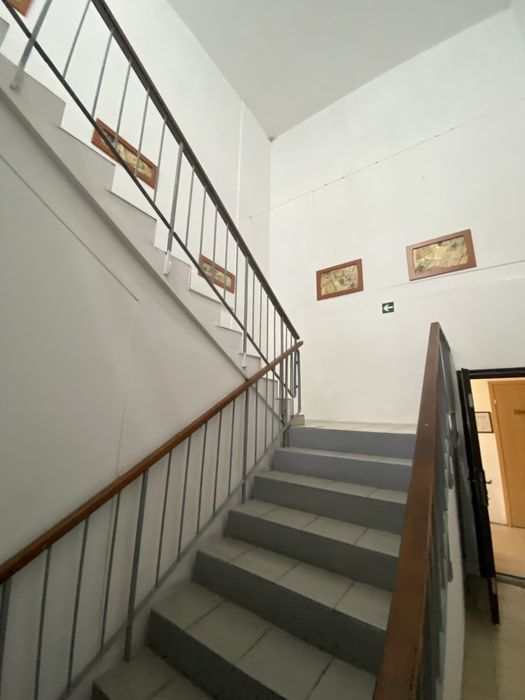 Кабинет офис 6м2 под маникюр склад юредический адрес  Левобережная