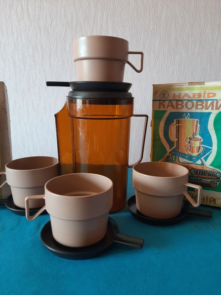 Дорожный набор для еды.