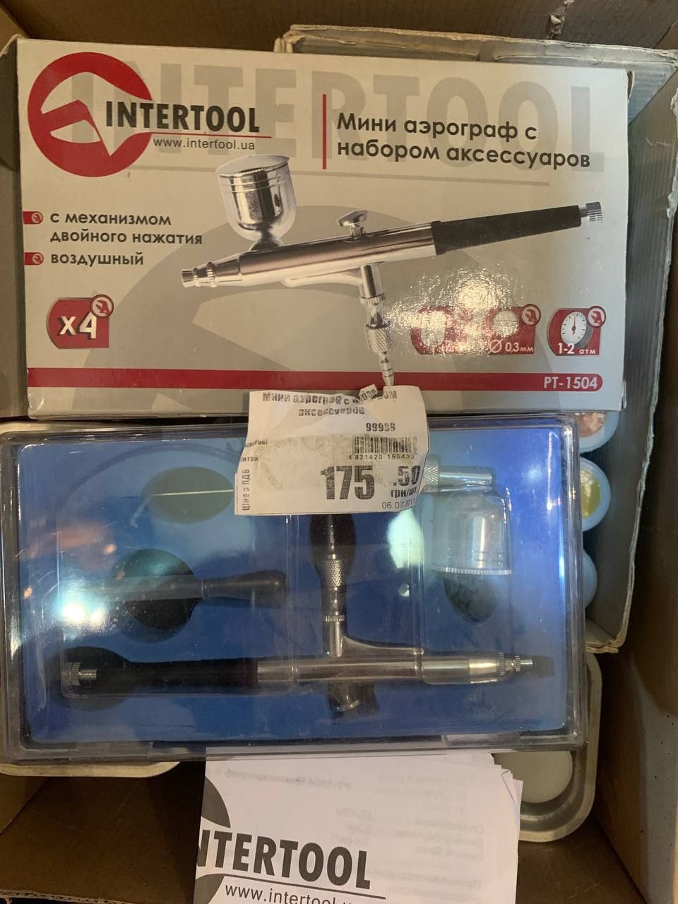 Міні аерограф INTERTOOL PT1504 +набором аксесуарів + фарби задарма