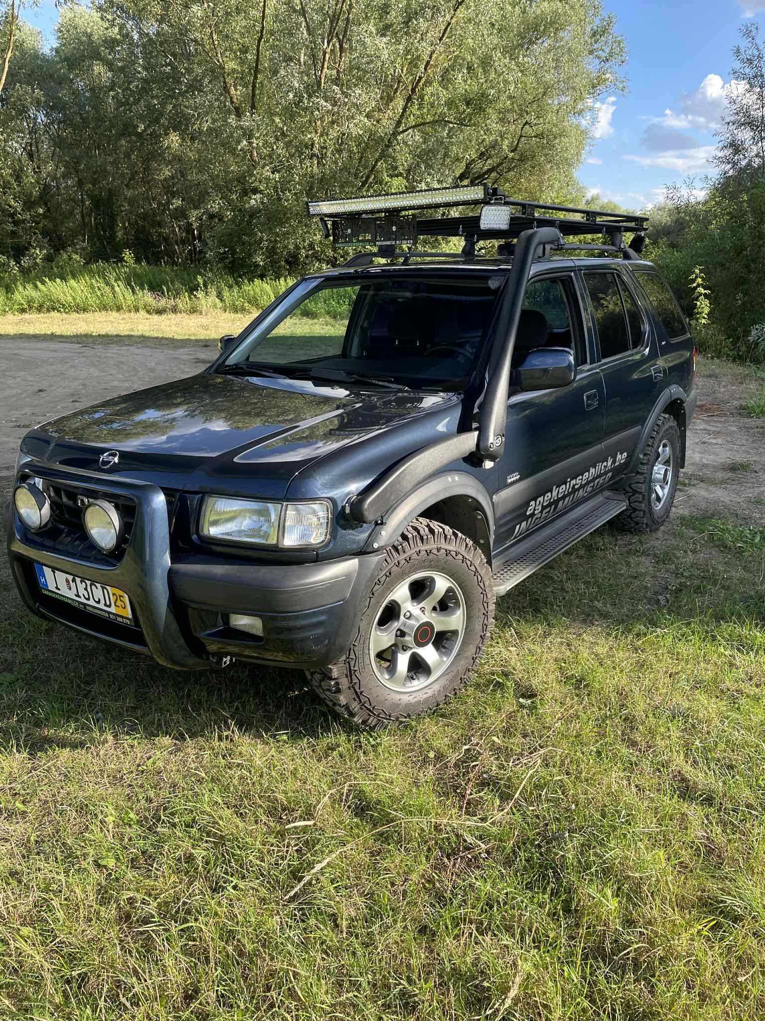 Opel frontera off road