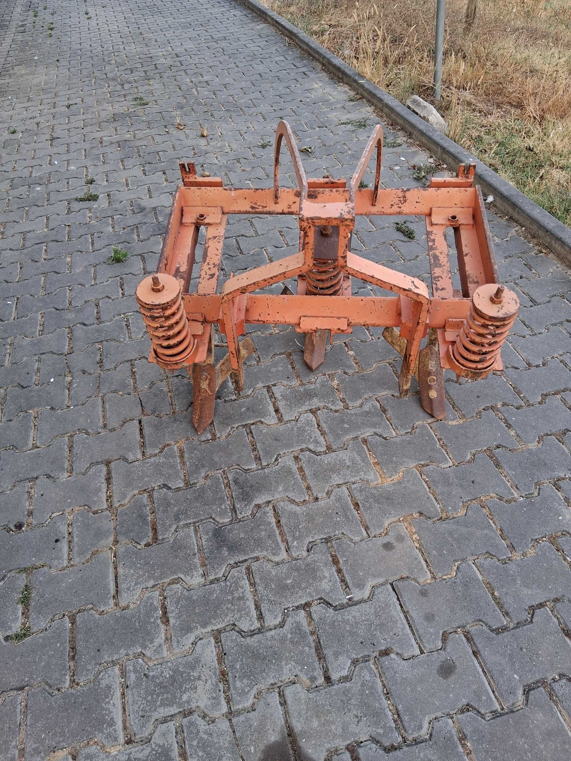 Trator Pasquali em muito bom estado