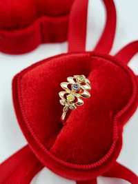 Niespotykany złoty pierścionek 585 roz.19 z kolorowymi kamieniami
