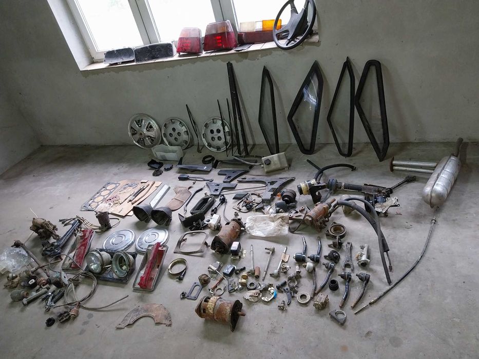 Sprzedam części Fiat.polonez.syrena.CAŁOŚĆ