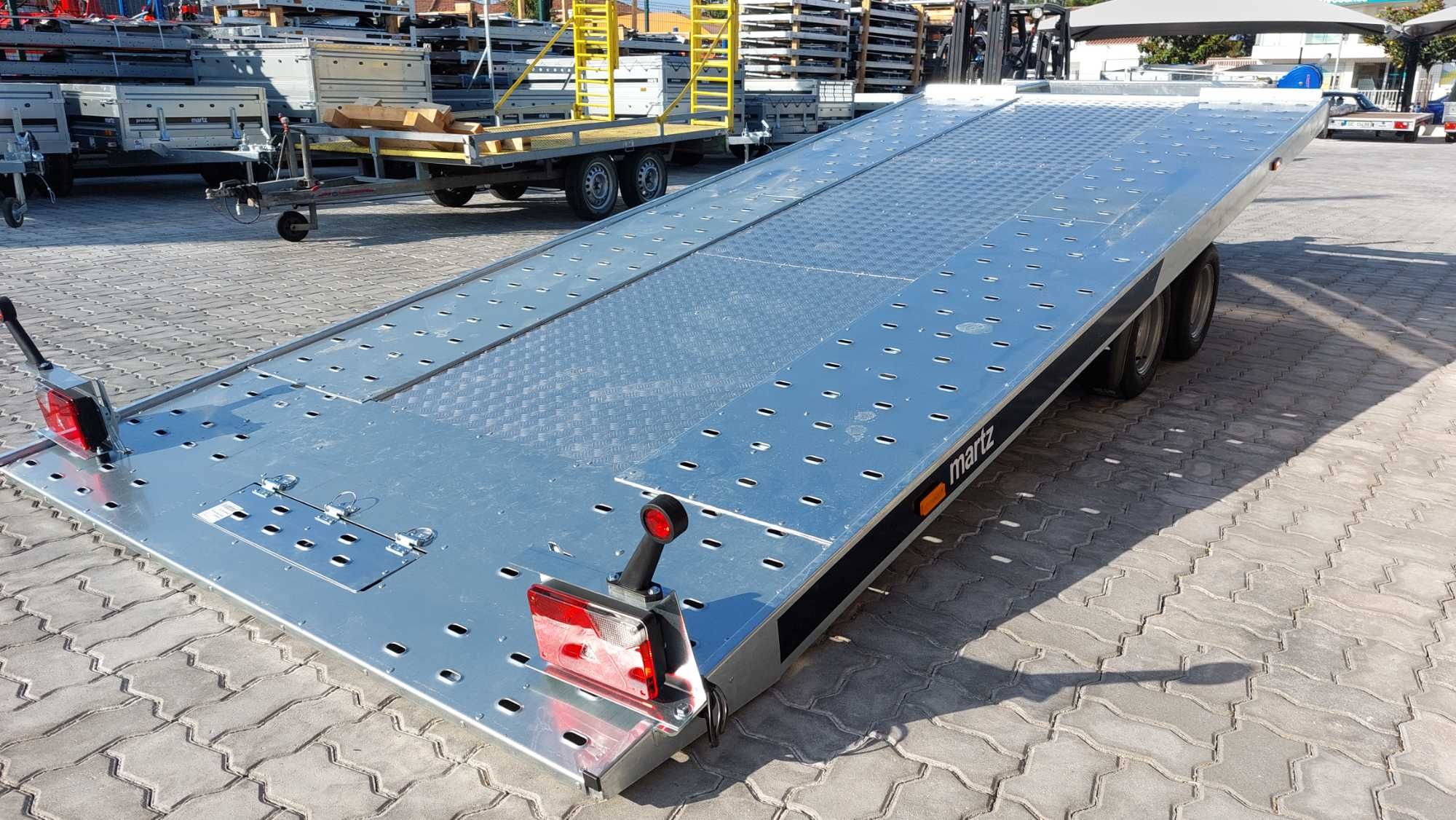 Atrelado  MARTZ GT KIPPBAR 480/2  (2.7T) Basculante hidráulico.