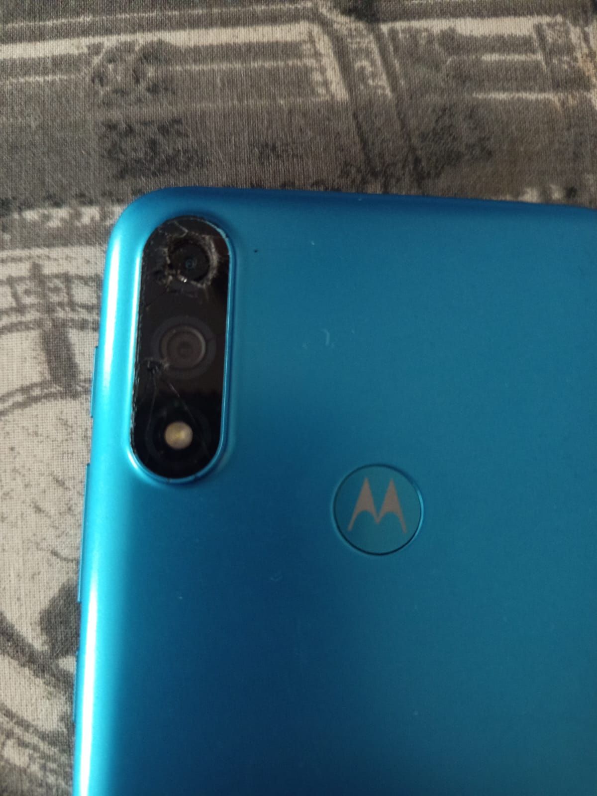 Motorola e7 power niebieska