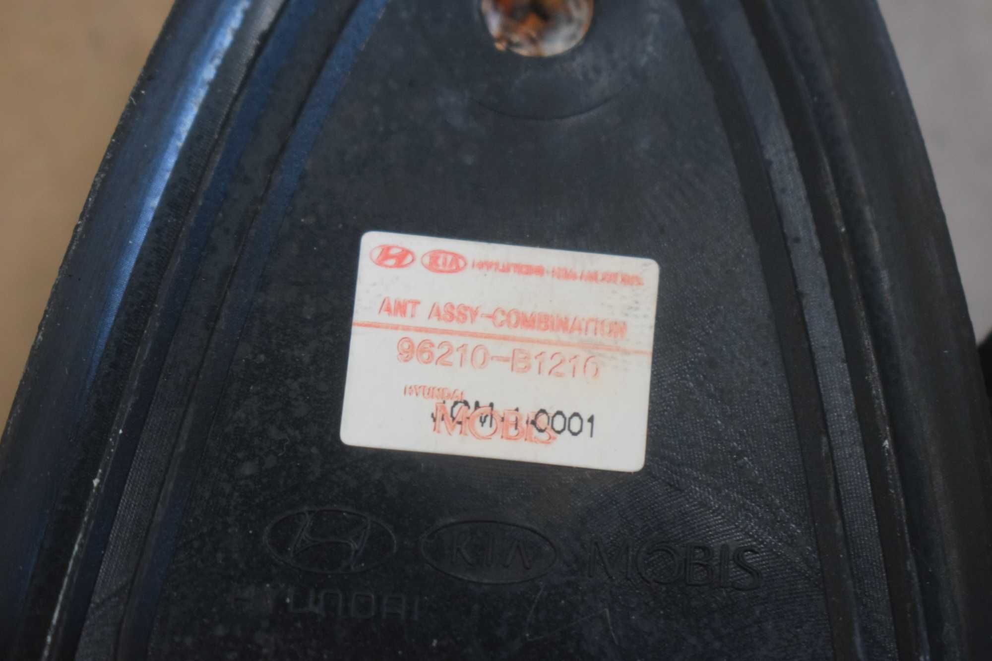 antena dachowa gps HYUNDAI GENESIS 3.8 V8 15R.SEDAN.YB 96210-B1210