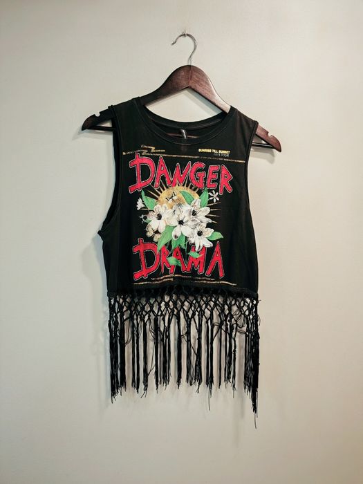 Bluzka bez rękawów z fredzlami M