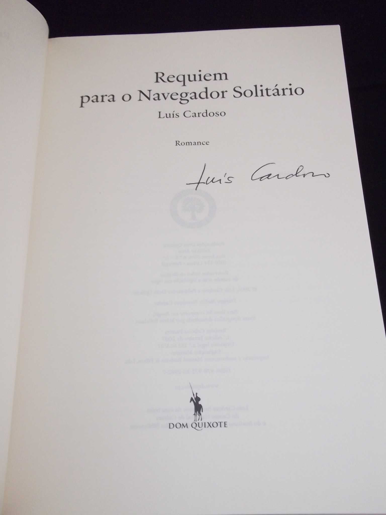 Livro Requiem para o navegador solitário Luís Cardoso 1ªed Autografado