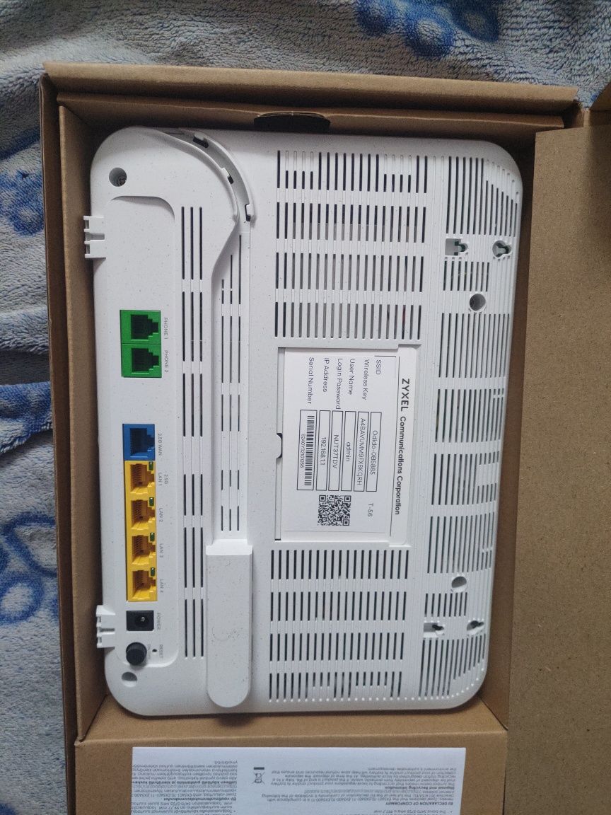 Router zyxel ex5601 / t-56 ax6000 vpn usb 3.0 openwrt gargoyle