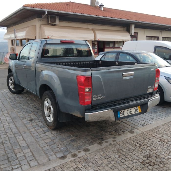 Izusu d max 3lugares