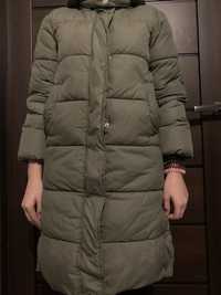 Зимову куртку для дівчинки