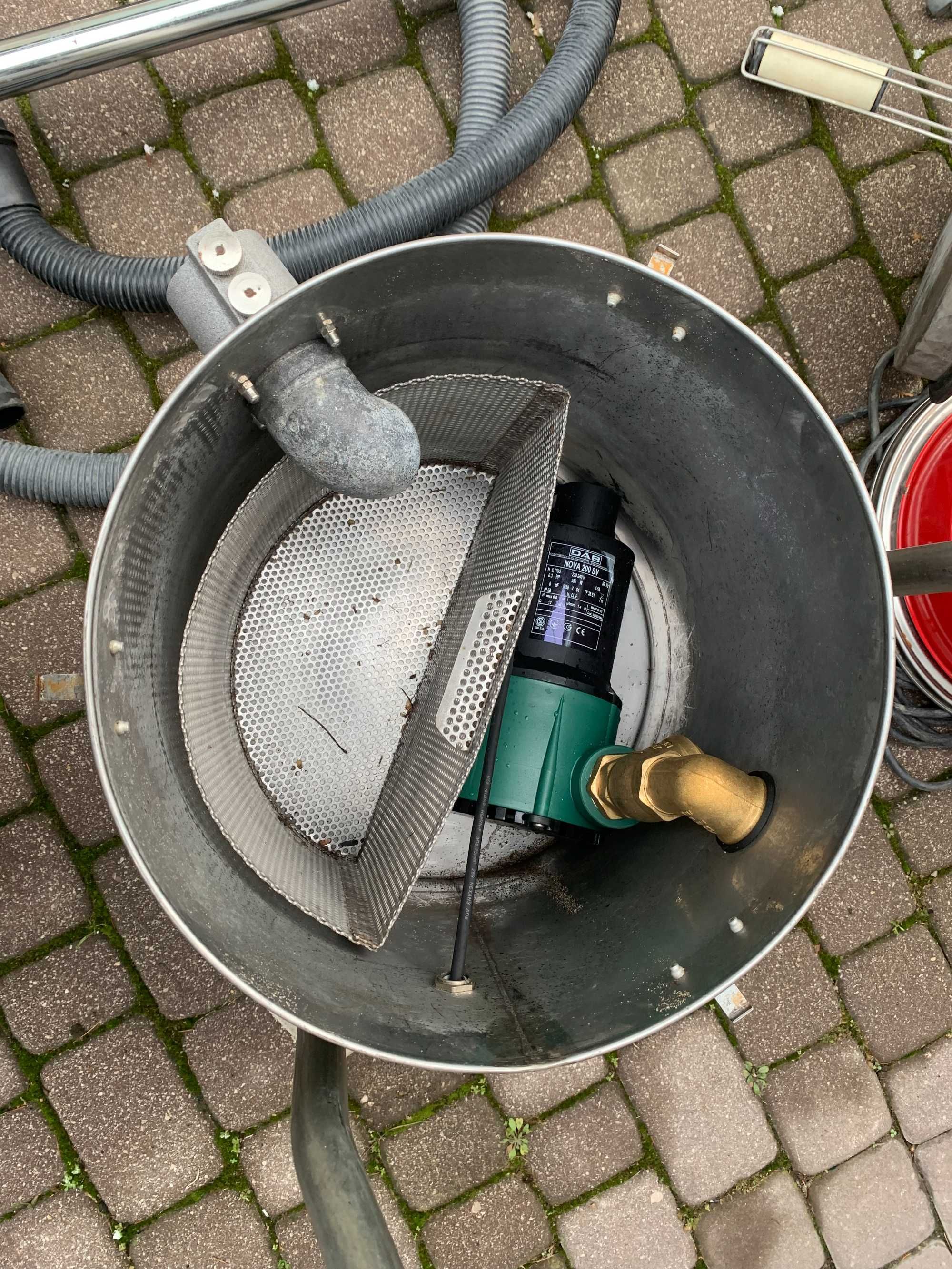 Odkurzacz przemysłowy Pullman Ermator Husqvarna W250P z pompa wody