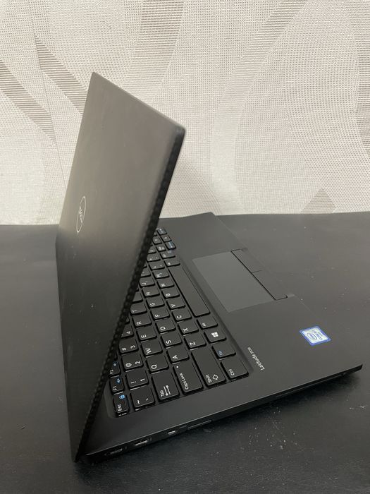 Dell Latitude 7370 сенсорний ноутбук 3К IPS 16/256GB
