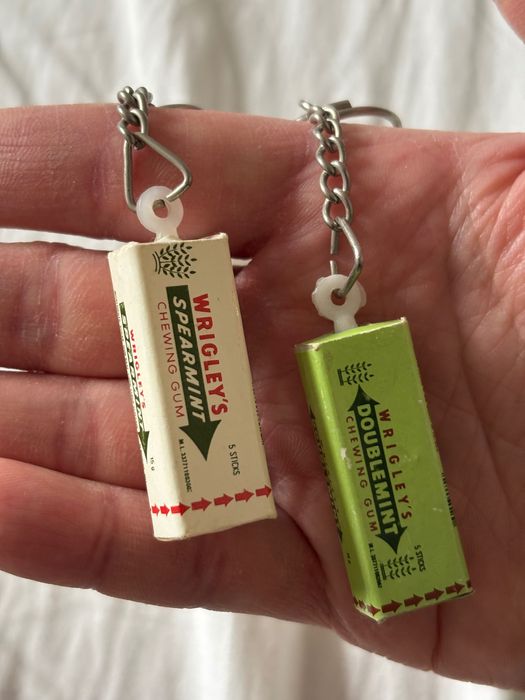 Gumy do żucia Wrigley’s Spearmint 2 breloki breloczki z dzieciństwa