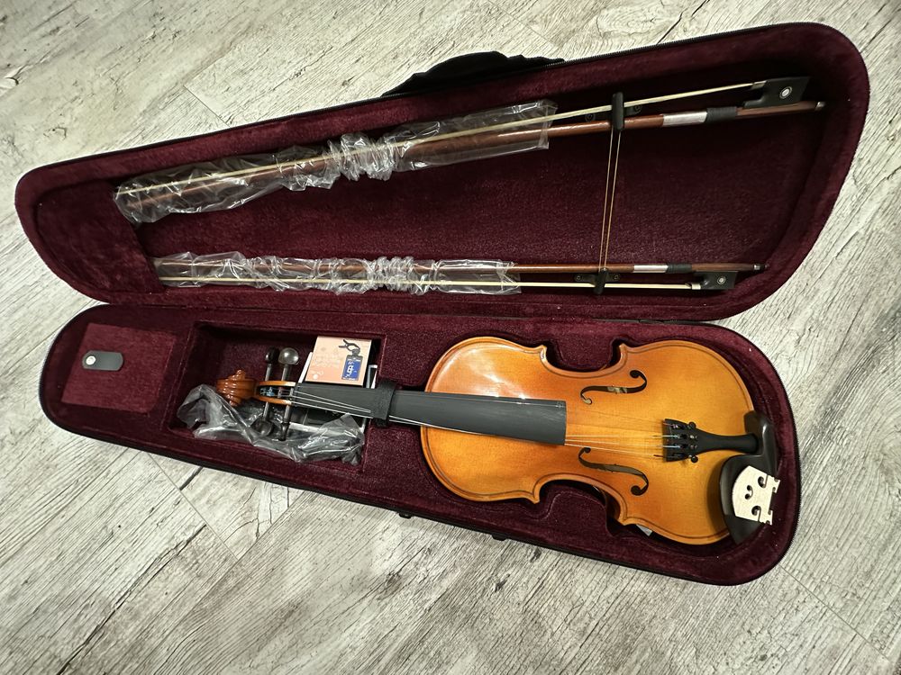 Скрипка Mendini By Cecilio Violin 4/4 MV400