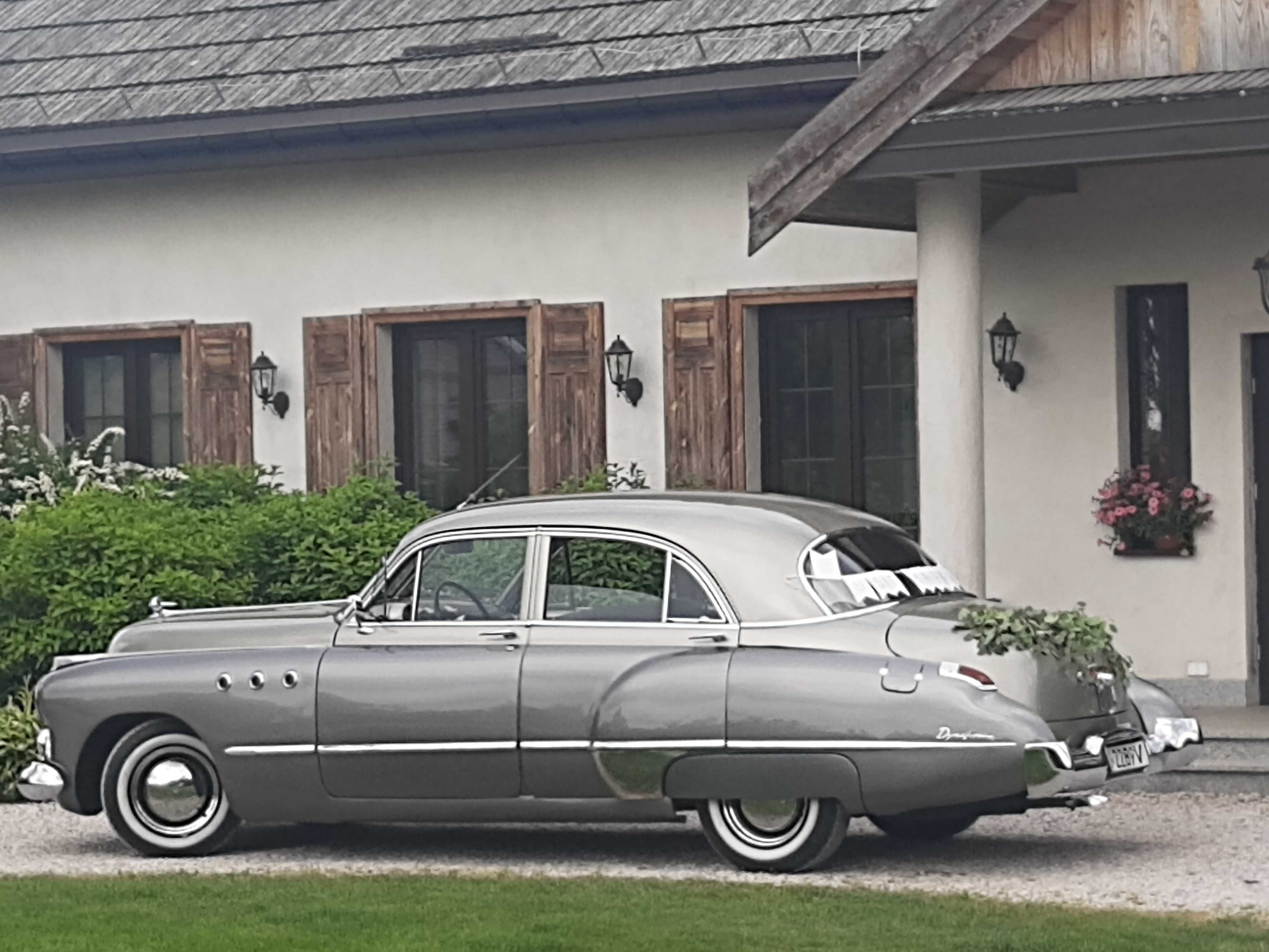 Zabytkowy samochód, limuzyna, auto do ślubu BUICK SUPER EIGHT,  JAGUAR