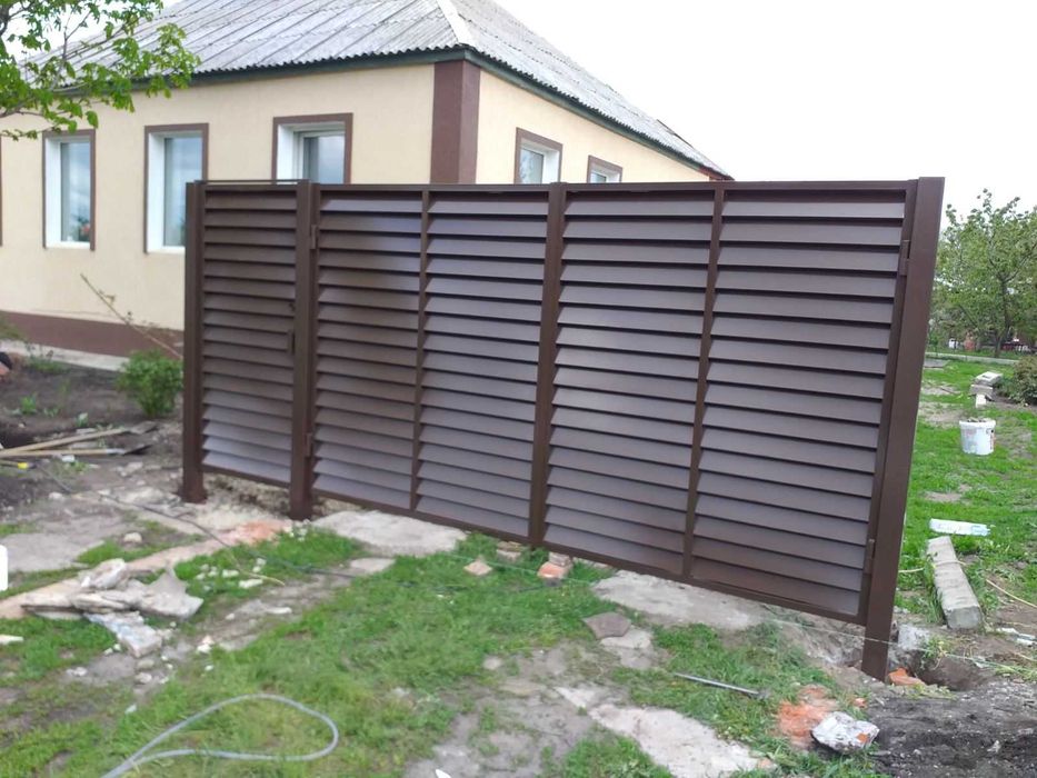 Распашные ворота, въездные, с калиткой, автоматические