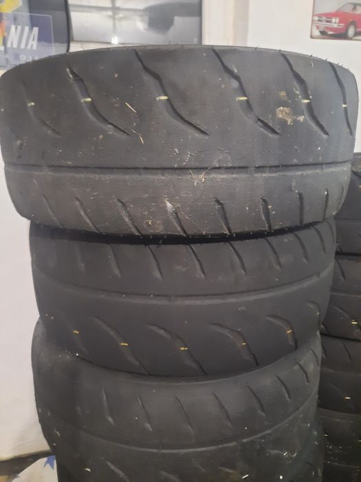 Pneus Toyo R888 205/60R13