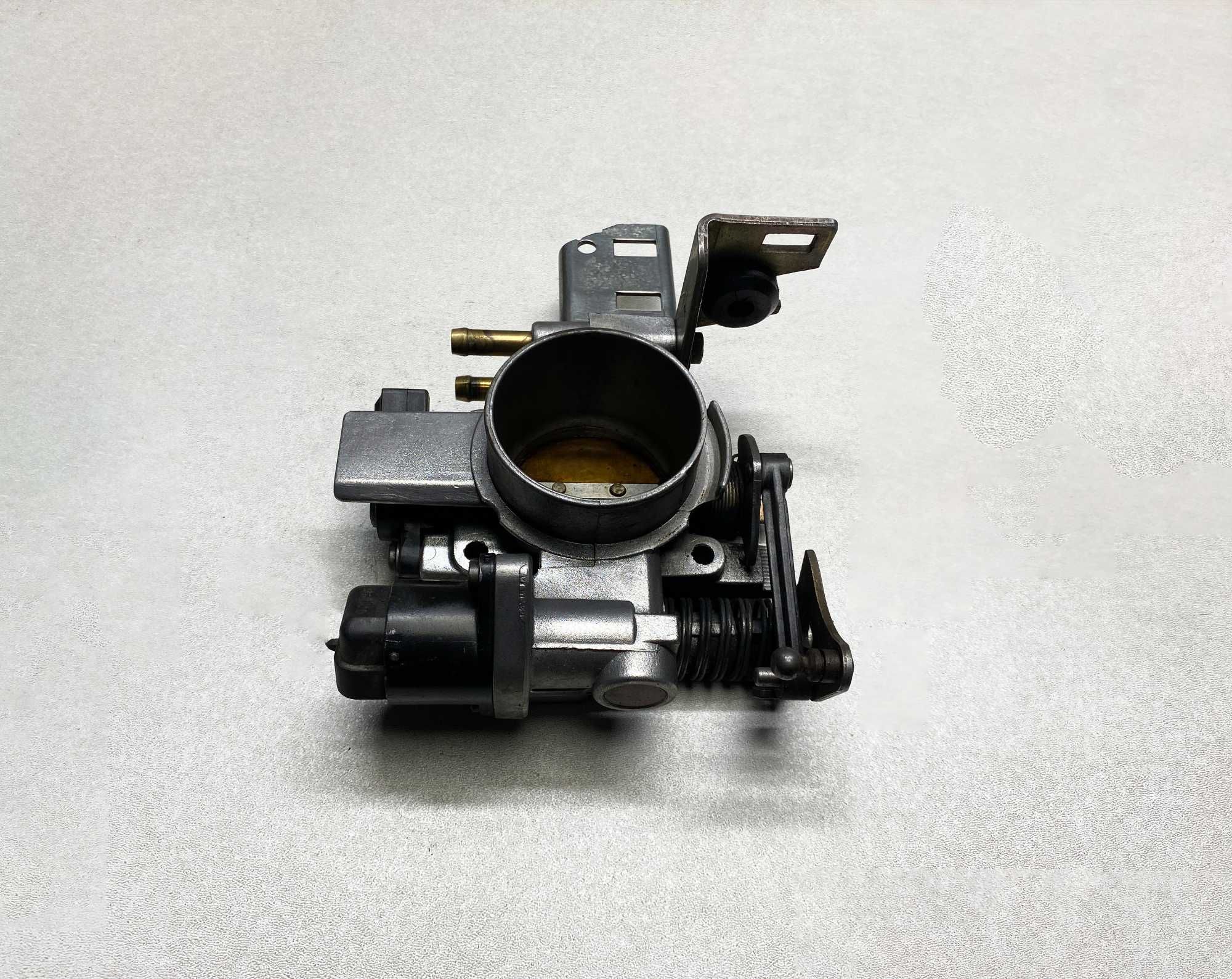 Дросельна заслонка Opel Astra F. Astra G. Vectra B. Zafira - 1.4-1.6