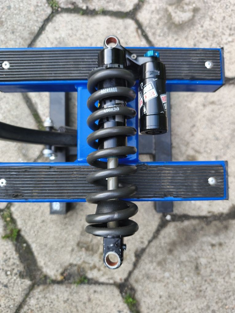 Rockshox vivid 5.1 241x76
