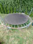 Środek trampoliny