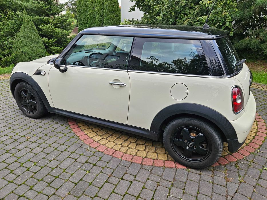 Mini Cooper 2010, bezwypadkowy, salonowy, sprzedający osoba prywatna