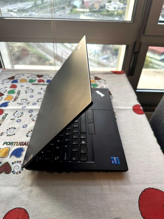 Laptop Lenovo i7, 16GB memória, Thinkpad E14 Gen2 - Perfeito estado