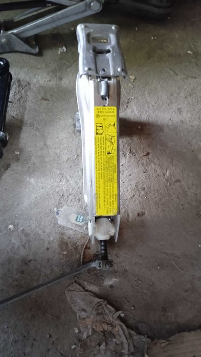 Домкрат  WV Audi BJ1.