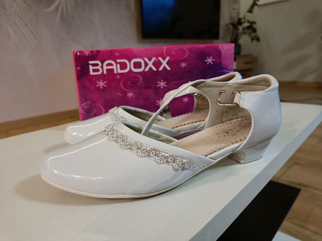 Buty komunijne Badoxx rozmiar 36