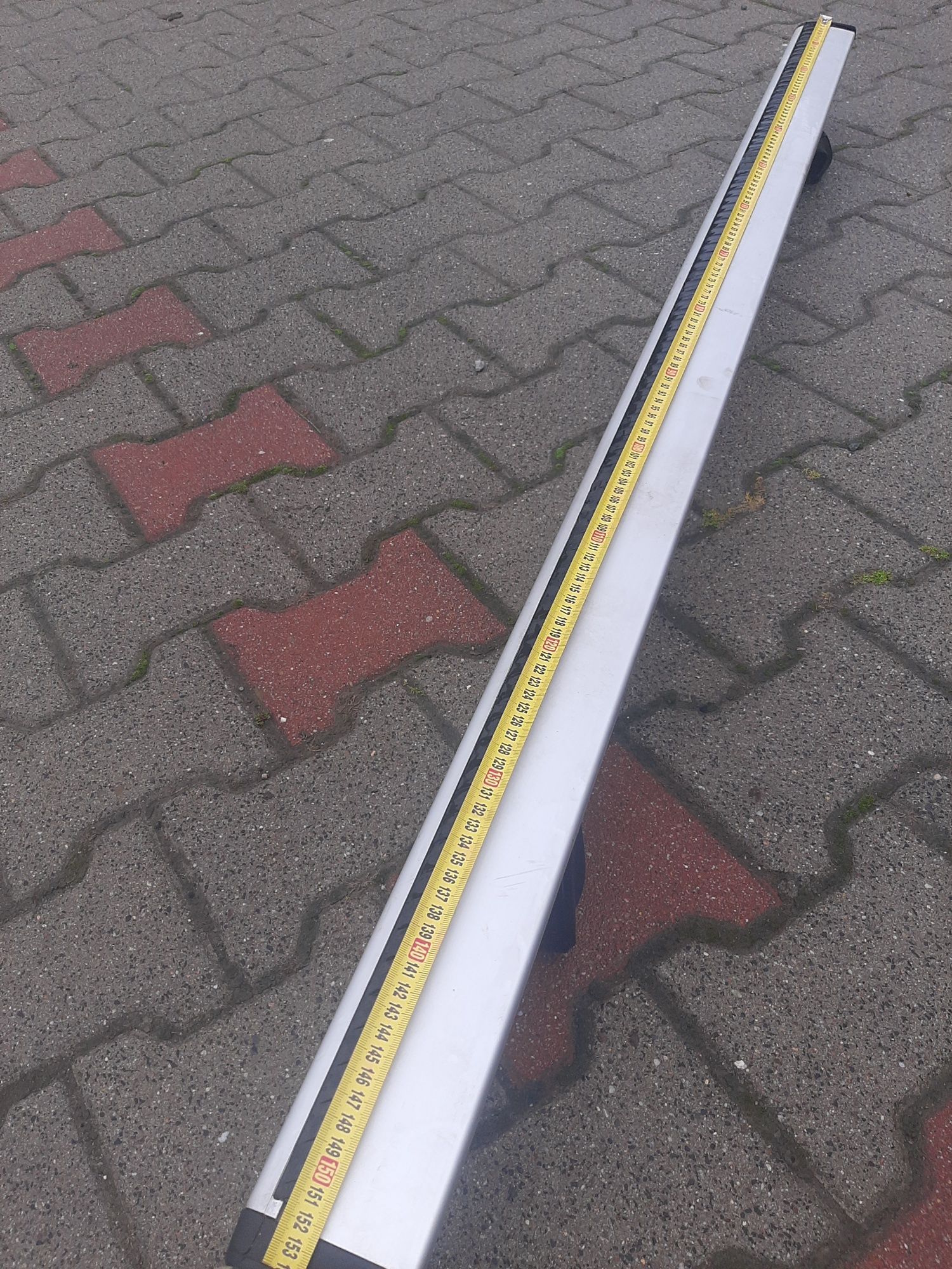 Thule belki dachowe  bus 150cm