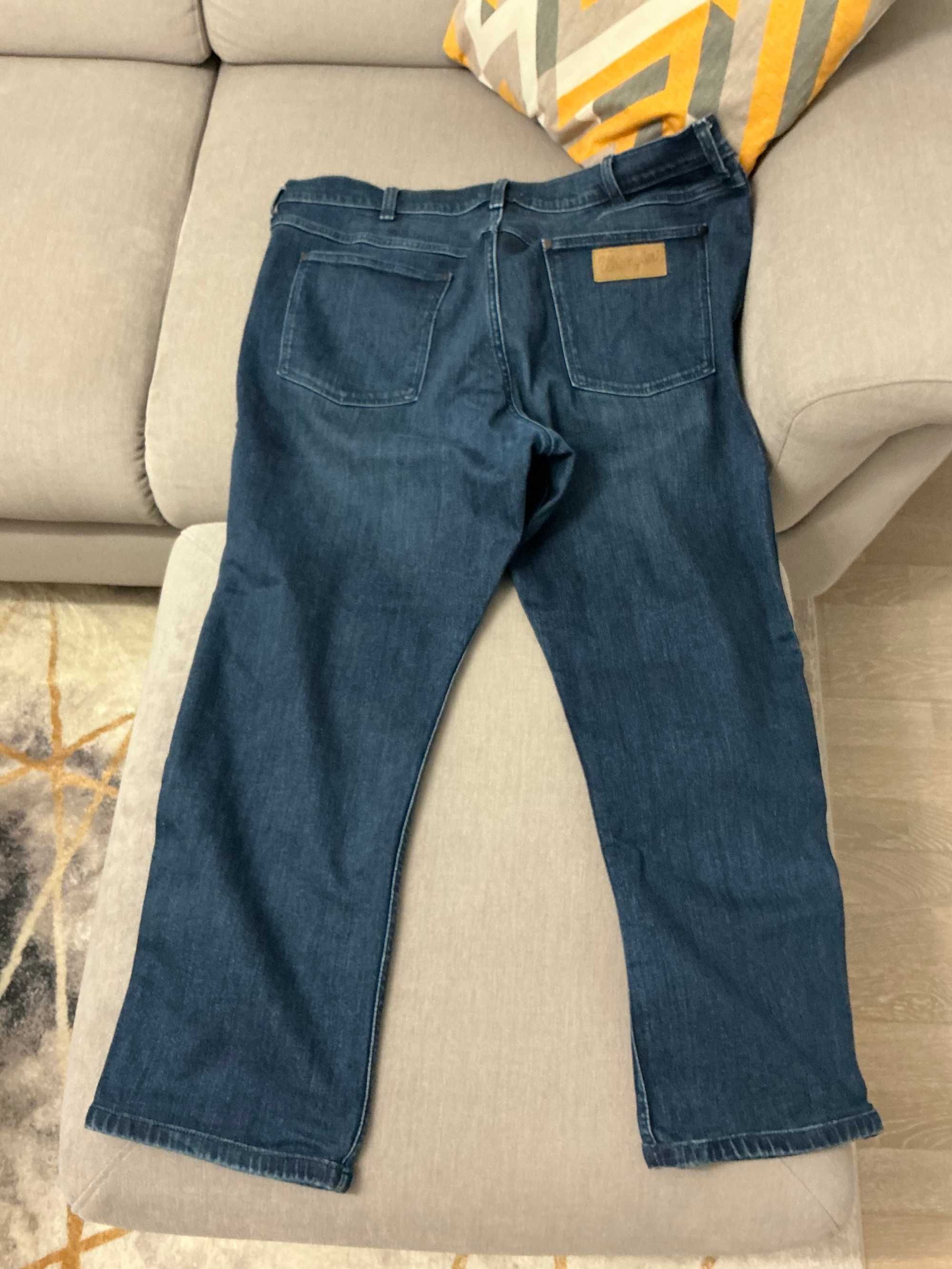Spodnie jeansowe, Wrangler