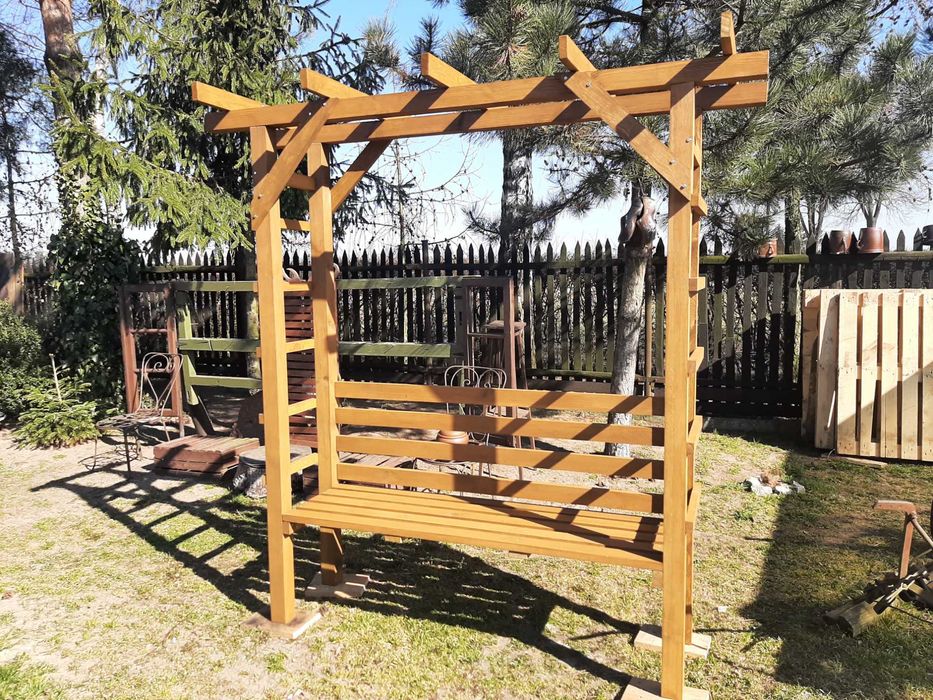 Sprzedam pergolę drewnianą