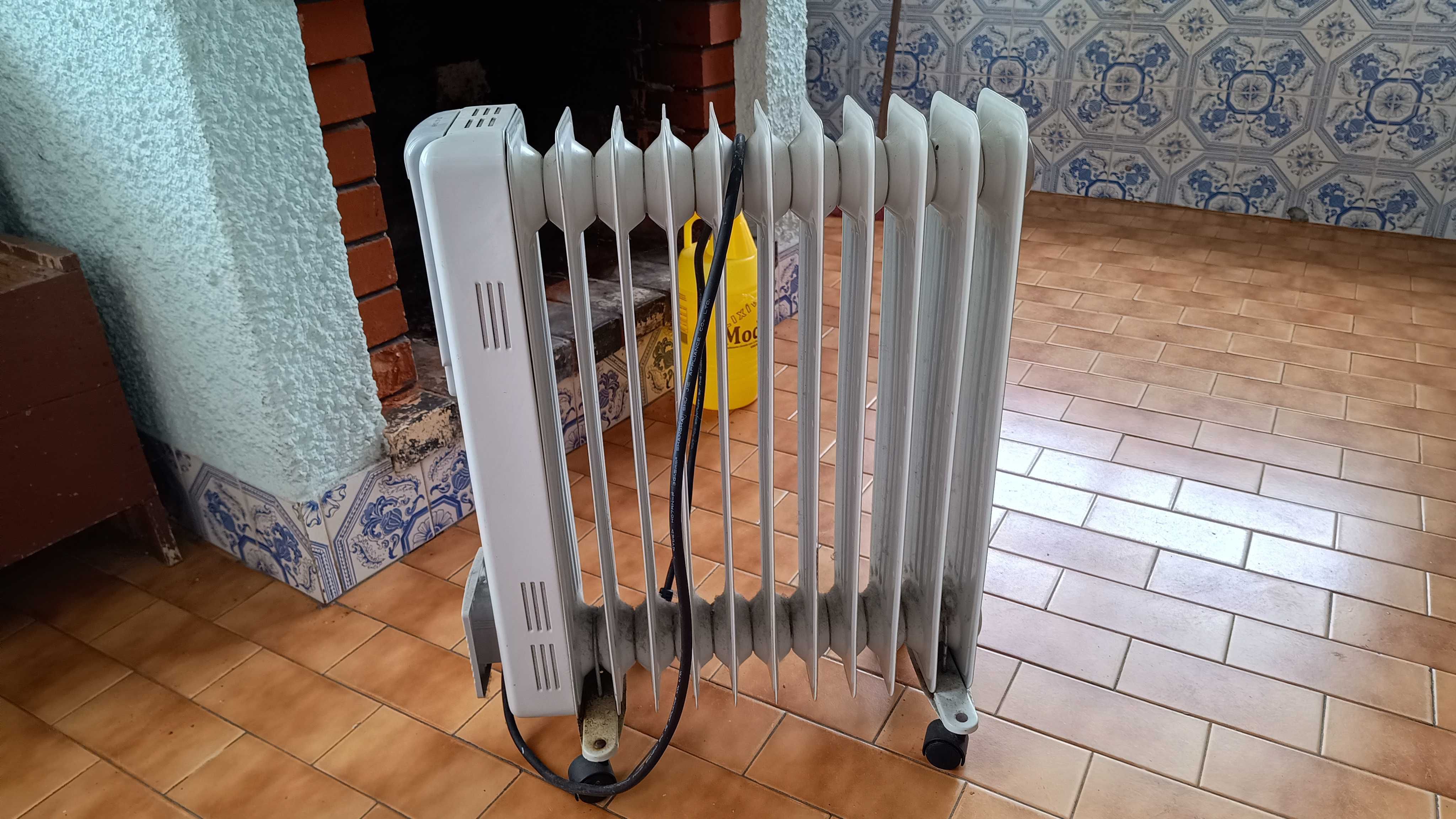 Aquecedor a Oleo Delba 2500W