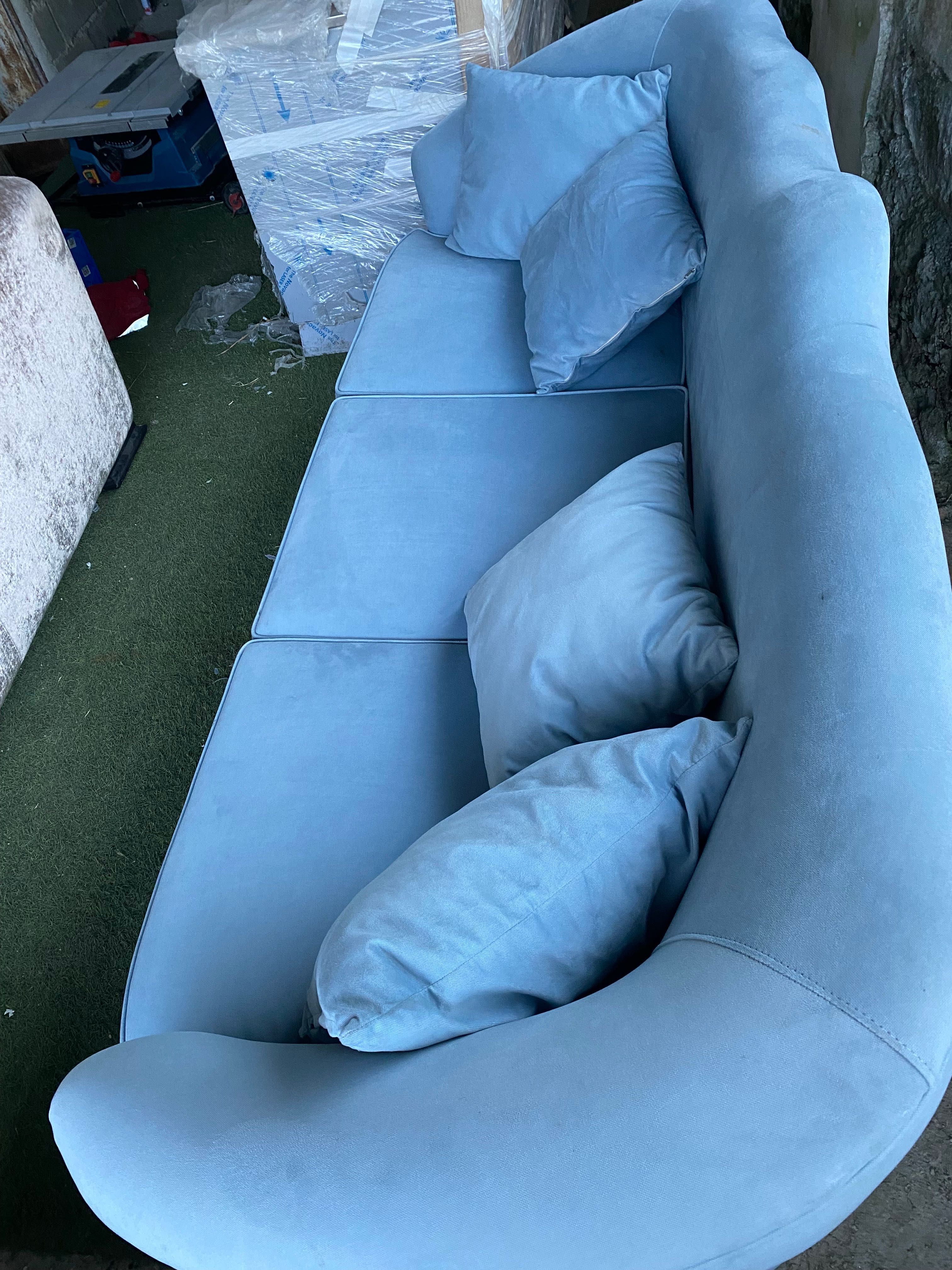 Sofá desing azul