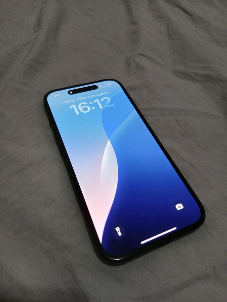 iPhone 15 -128 G
