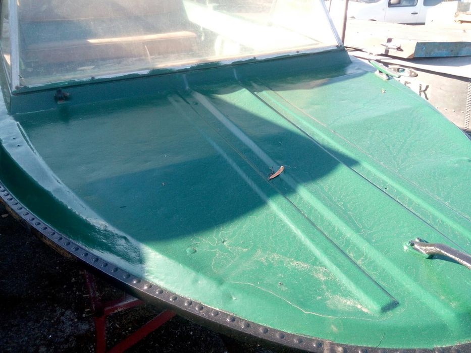 Продам лодку крым