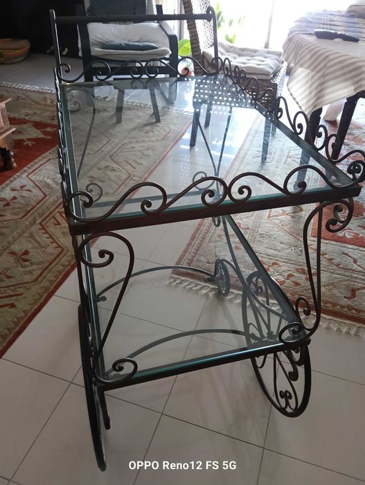 Vende-se Carrinho de chá