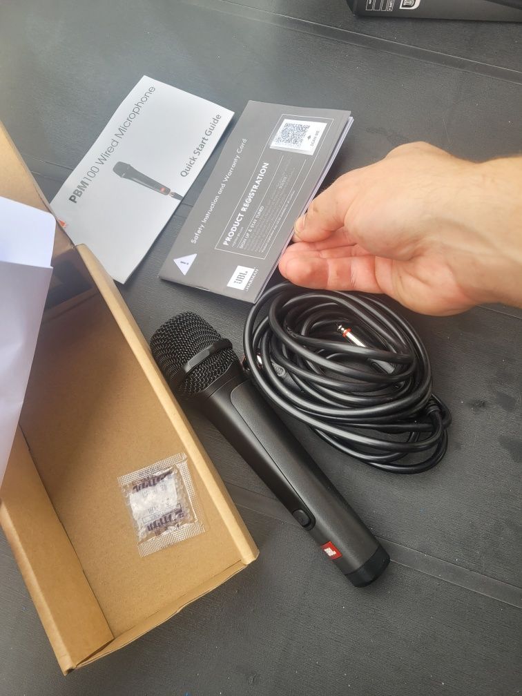 Mikrofon jbl PBM100