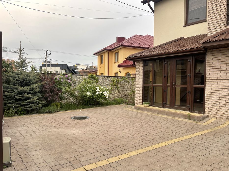 Затишний будинок поблизу Тернополя!