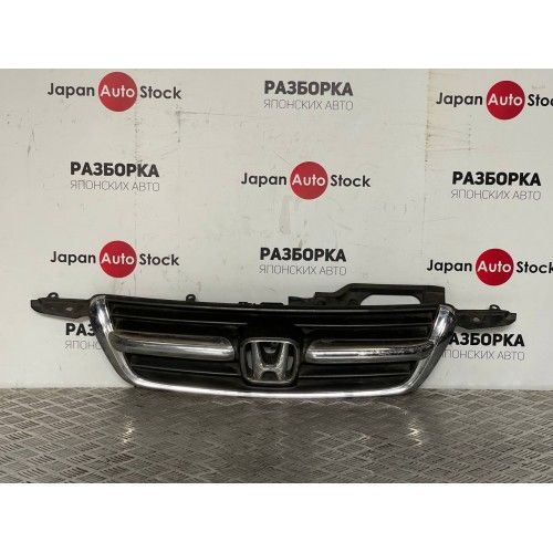 Решётка радиаторная Honda CR-V, год 2002-2004