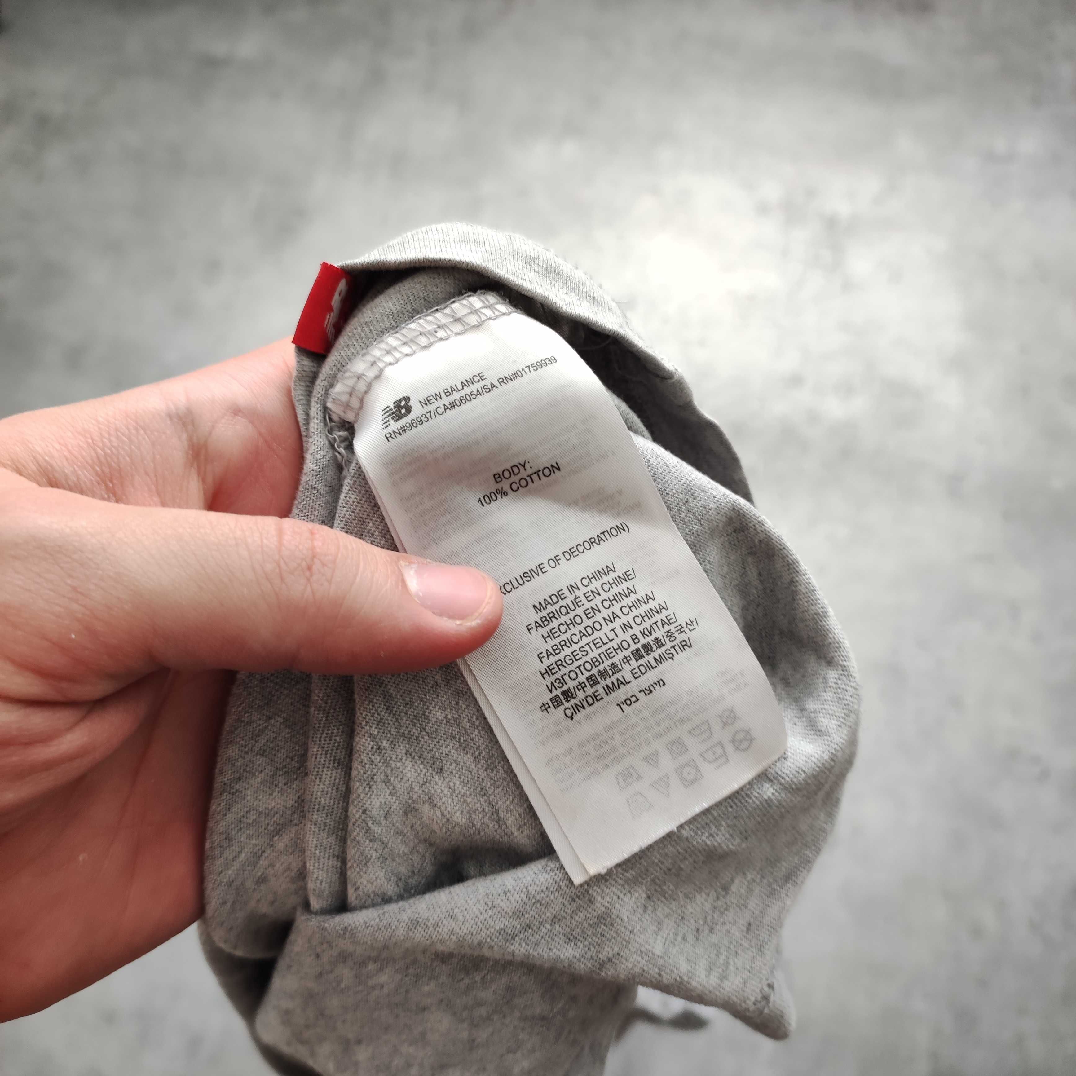 MĘSKA Koszulka Bawełna Małe Logo Haft New Balance Klasyk Active Casual