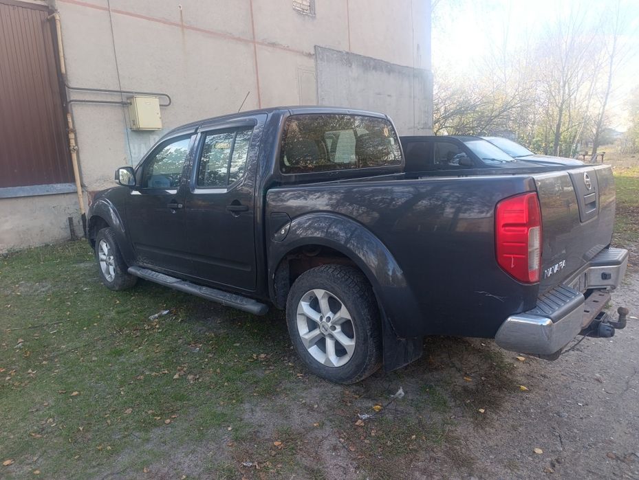 Продам нісанн нава