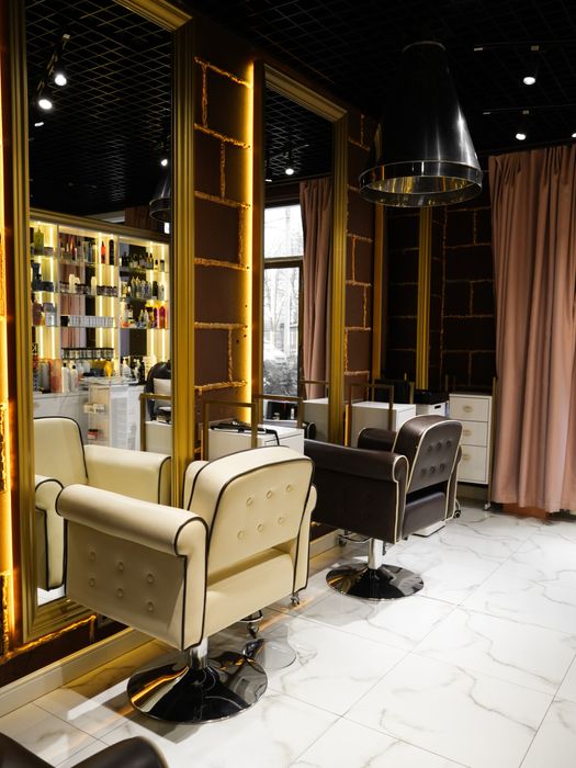 Харьков свободные рабочие места в салоне