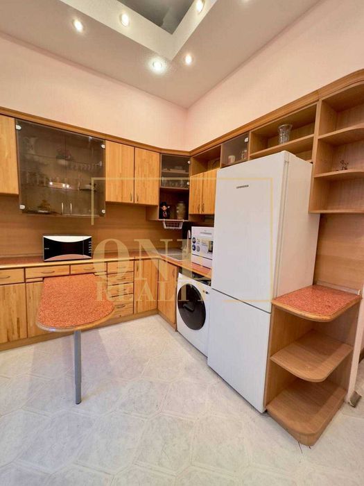 Довготривала оренда 3к Центр, метро Олімпійська, Євроремонт, БЕЗ %%%