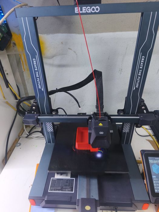 Neptune 4 pro como nova